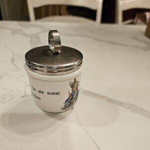 Wedgewood Peter Rabbit Egg Coddler & Lid